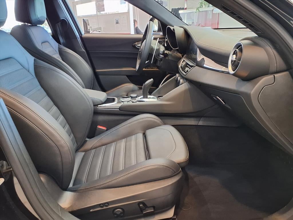 2023 Alfa Romeo Giulia Quadrifoglio