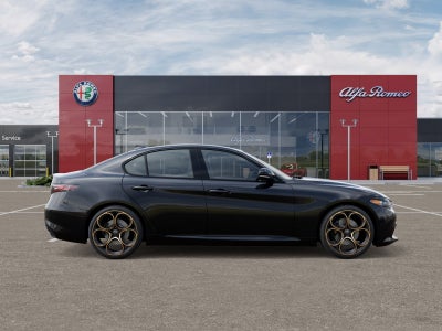 2025 Alfa Romeo Giulia Intensa CTA