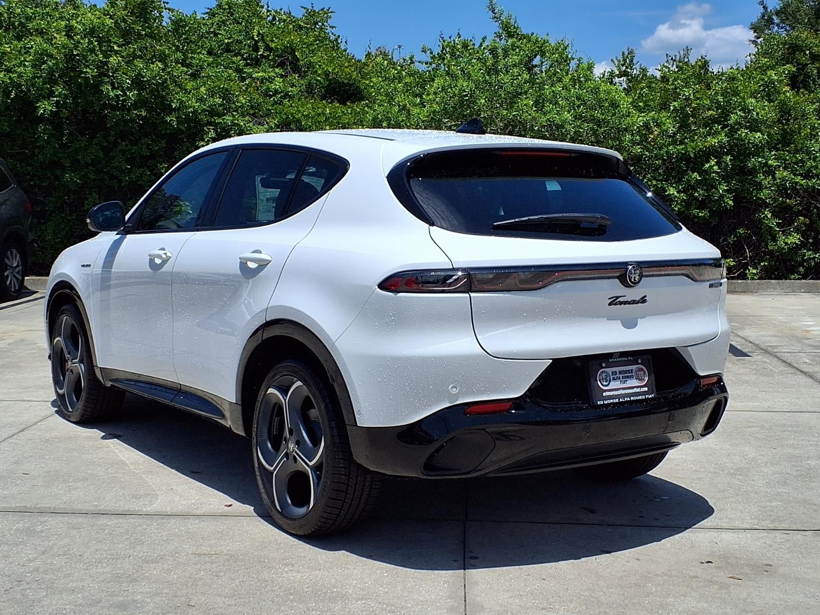 2026 Alfa Romeo Tonale Base