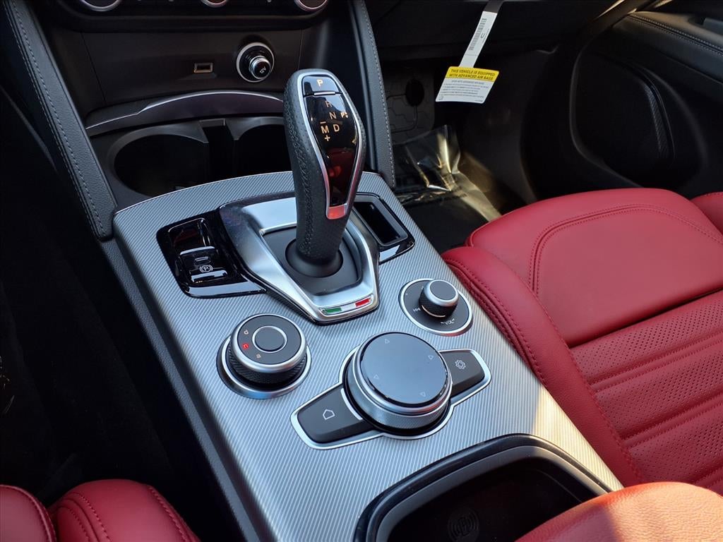 2025 Alfa Romeo Stelvio Sprint