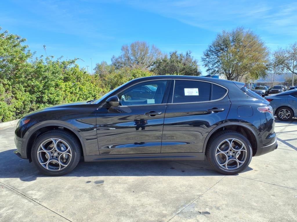 2025 Alfa Romeo Stelvio Sprint CTA