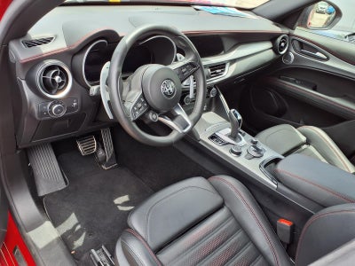 2025 Alfa Romeo Stelvio Tributo Italiano Special Edition