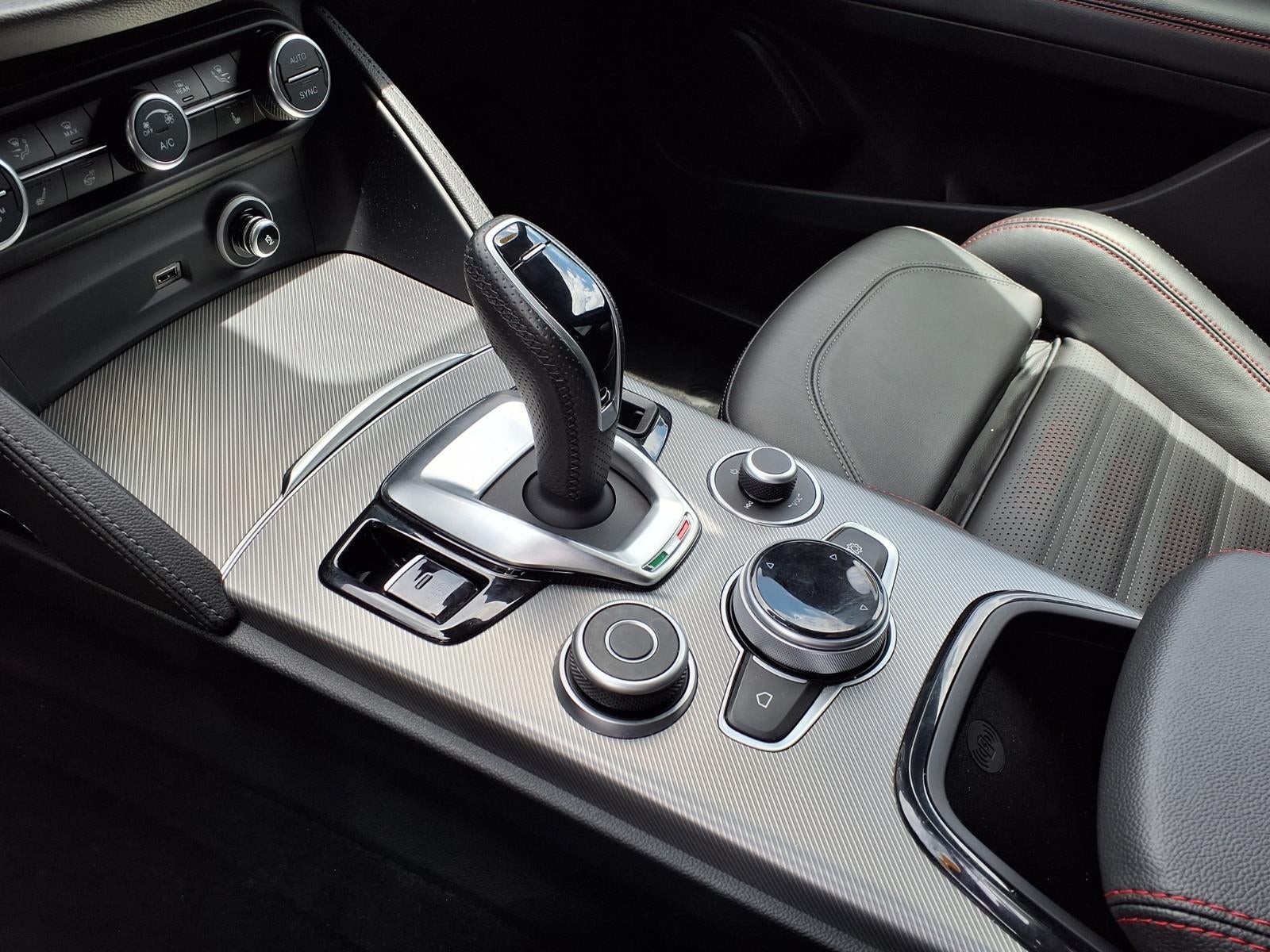 2025 Alfa Romeo Stelvio Tributo Italiano Special Edition