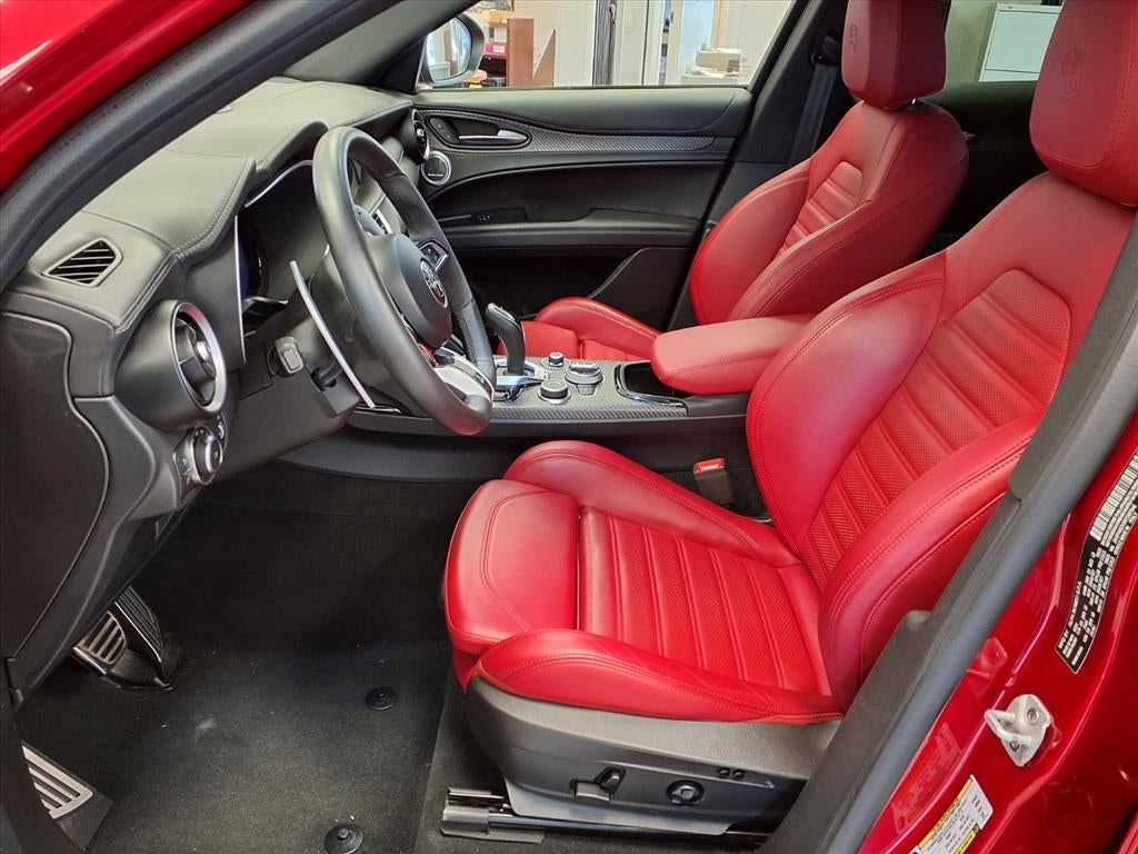 2024 Alfa Romeo Stelvio Quadrifoglio