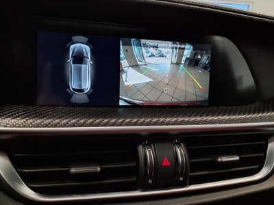 2024 Alfa Romeo Stelvio Quadrifoglio