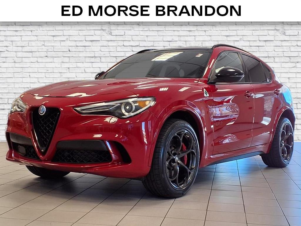 2022 Alfa Romeo Stelvio Quadrifoglio