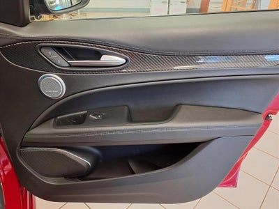 2022 Alfa Romeo Stelvio Quadrifoglio