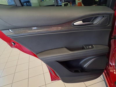 2022 Alfa Romeo Stelvio Quadrifoglio