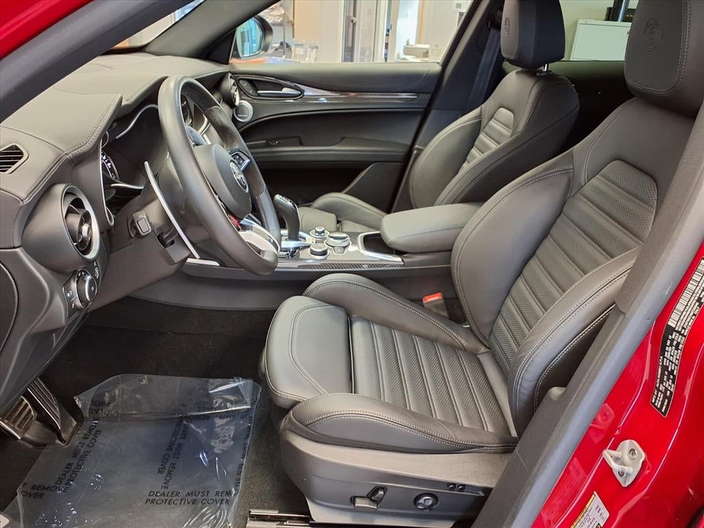 2022 Alfa Romeo Stelvio Quadrifoglio