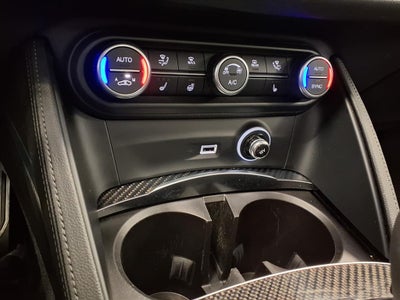 2022 Alfa Romeo Stelvio Quadrifoglio