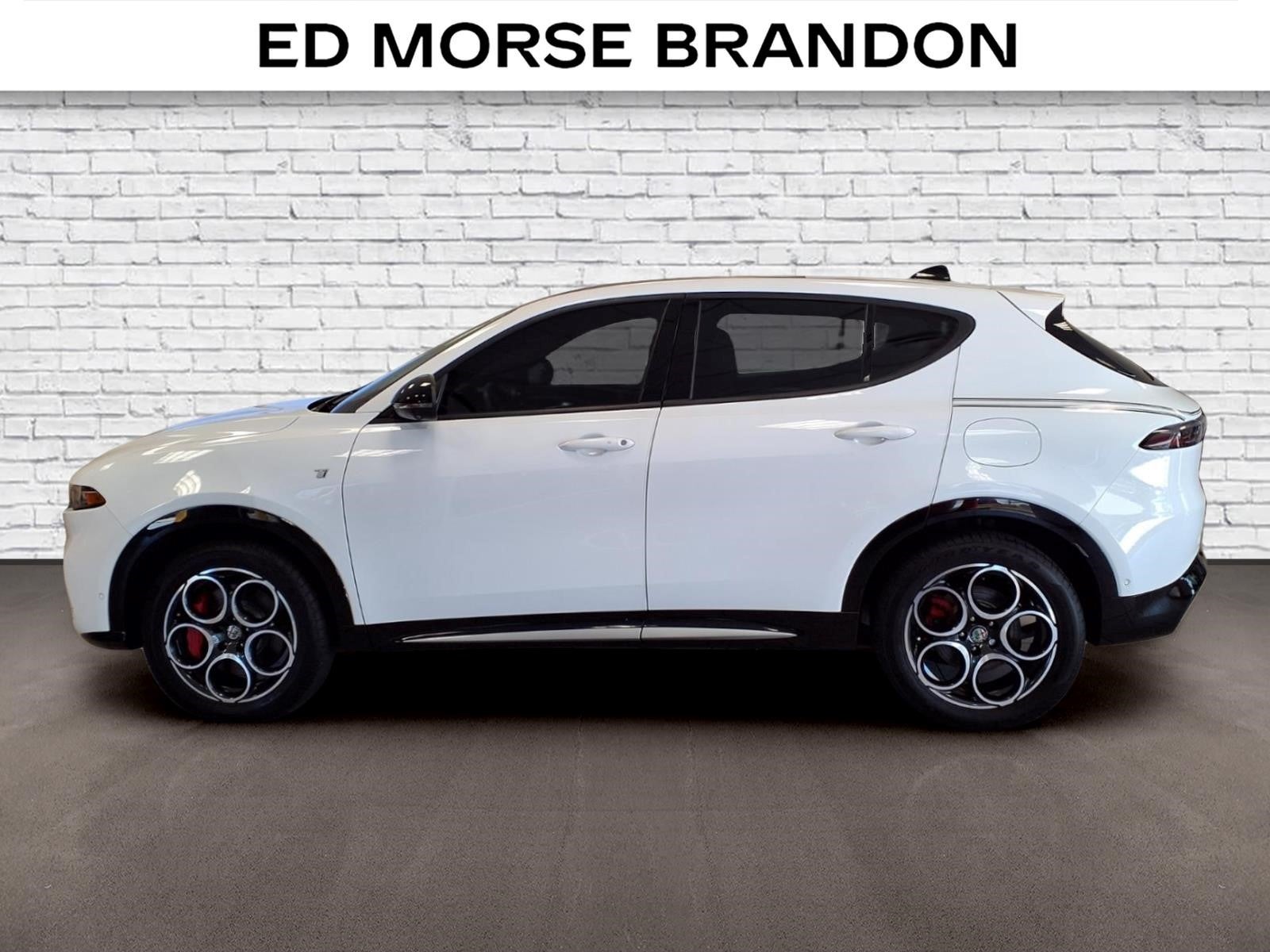 2024 Alfa Romeo Tonale Hybrid Ti