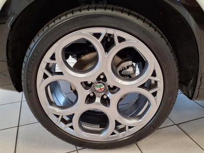2024 Alfa Romeo Tonale Hybrid Ti
