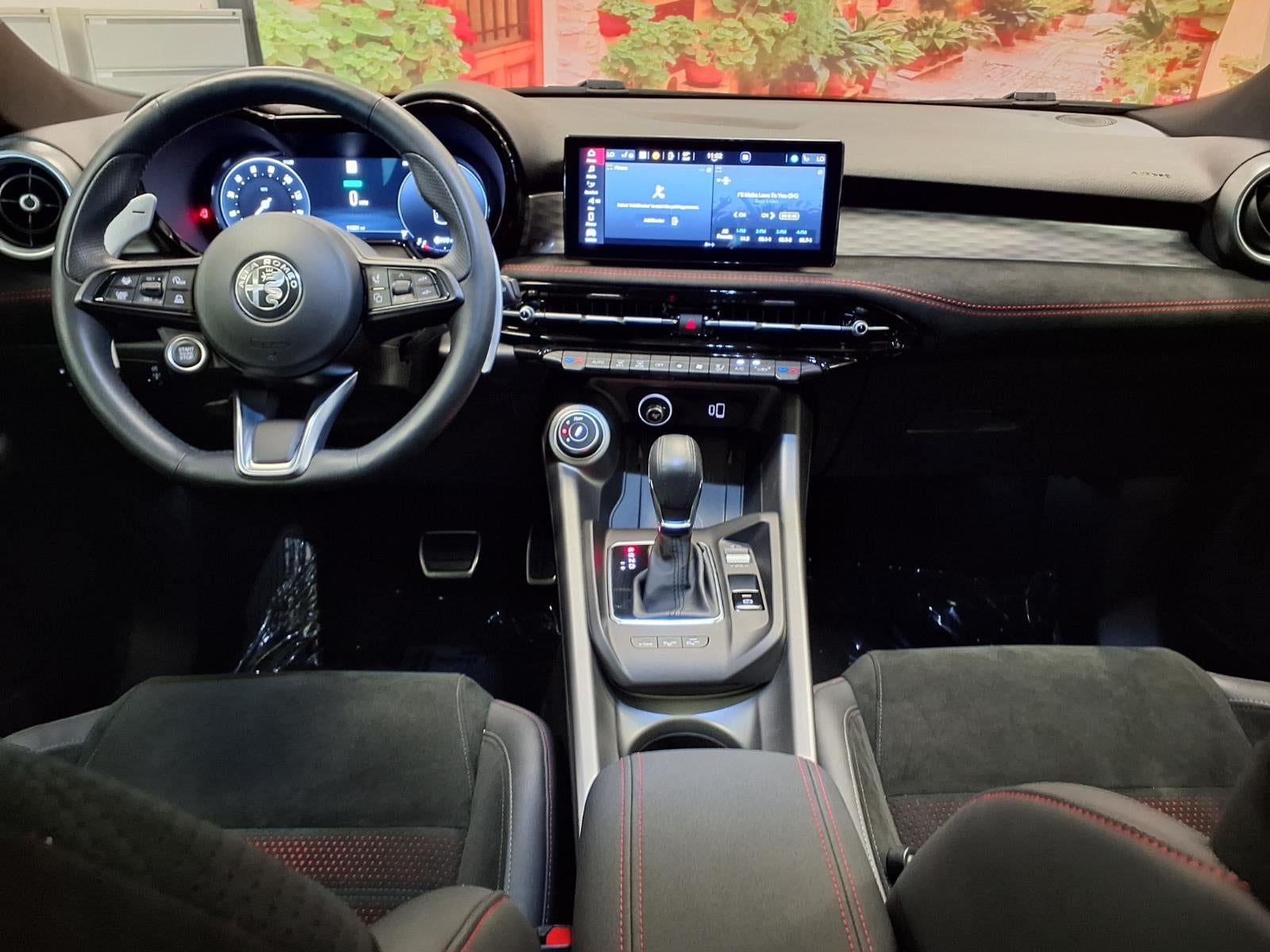 2024 Alfa Romeo Tonale Hybrid Veloce