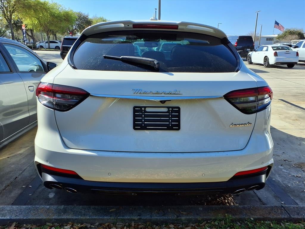 2023 Maserati Levante Modena